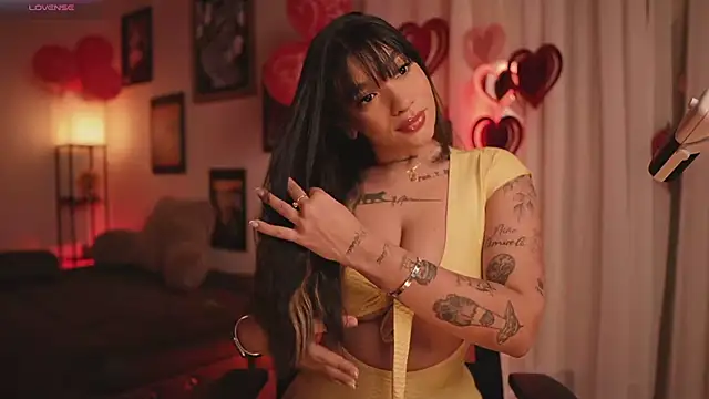 HannahW  online show from 20, 2, 2026