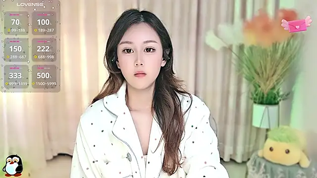 Snapshot of Aimee-520 chatting on 22, 10, 2025 Aimee-520 online show from 22, 10, 2025