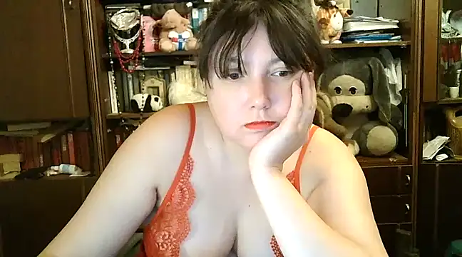 Snapshot of CarrieQPeach chatting on 12, 12, 2024 CarrieQPeach online show from 12, 12, 2024