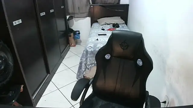 Brian Aries online show from 8, 4, 2026