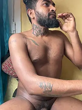 Snapshot of TiltedTen chatting on 5, 3, 2025 TiltedTen online show from 5, 3, 2025