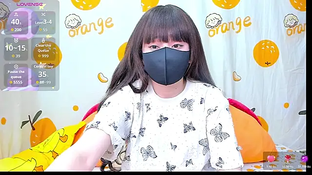 alonelove   online show from 15, 11, 2025