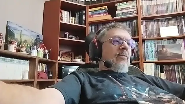 Mandra is a whore online show from 26, 11, 2025