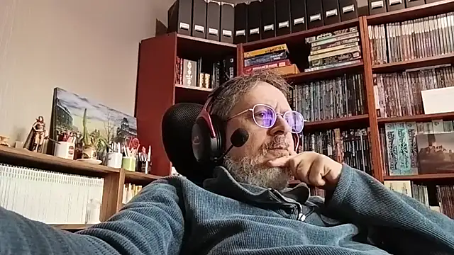 Mandra is a whore online show from 16, 12, 2025