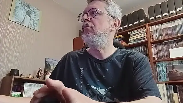 Mandra is a whore online show from 22, 12, 2025