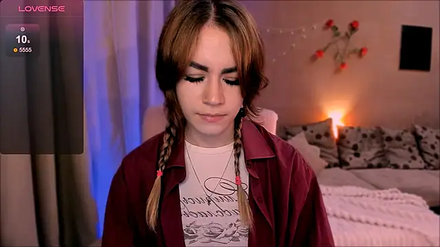 Snapshot of _selectrra chatting on 2, 12, 2025 selectrra online show from 2, 12, 2025