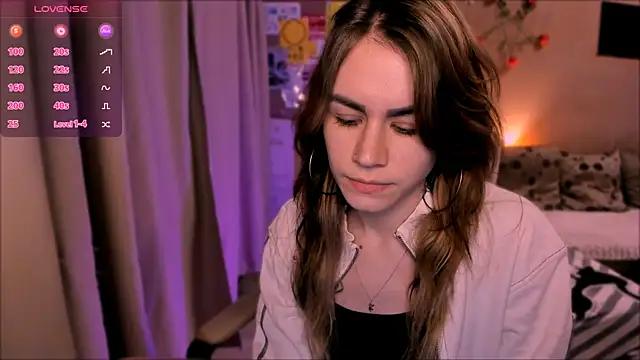 Snapshot of _selectrra chatting on 4, 2, 2026 selectrra online show from 4, 2, 2026