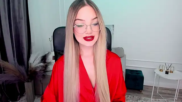 FloweryLove 1 online show from 3, 2, 2025