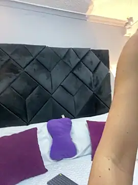 Snapshot of letiziia_sky1 chatting on 17, 11, 2025 letiziia sky1 online show from 17, 11, 2025