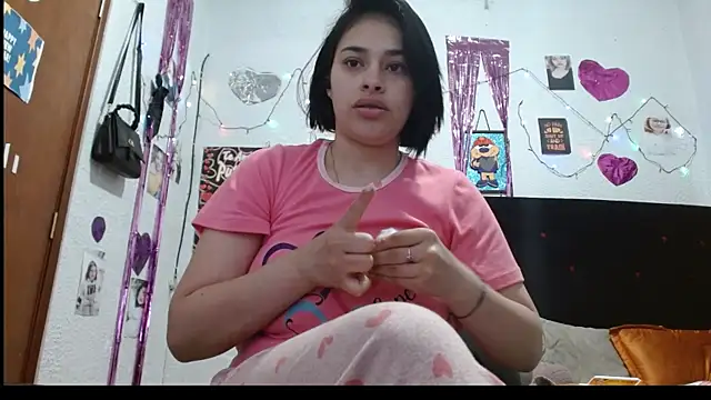 Saray extrovert  online show from 21, 1, 2025