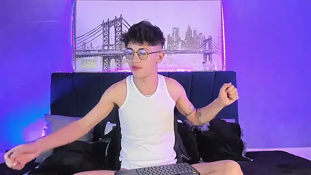 Andrew thevil online show from 9, 12, 2024