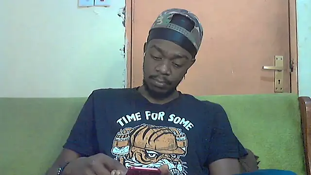 Snapshot of BIGDICKMULLAH chatting on 25, 10, 2025 BIGDICKMULLAH online show from 25, 10, 2025