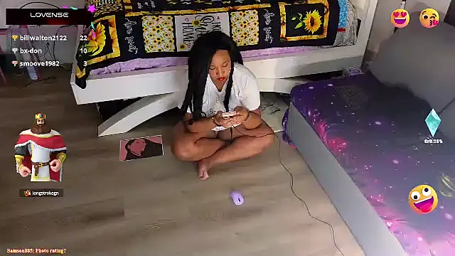 temptressbeauty24 online show from 3, 3, 2025