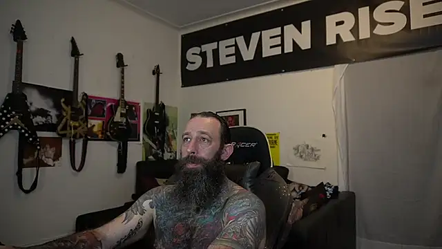 Snapshot of StevenRiseNYC chatting on 26, 6, 2026 StevenRiseNYC online show from 26, 6, 2026