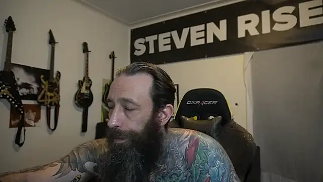 Snapshot of StevenRiseNYC chatting on 9, 7, 2026 StevenRiseNYC online show from 9, 7, 2026