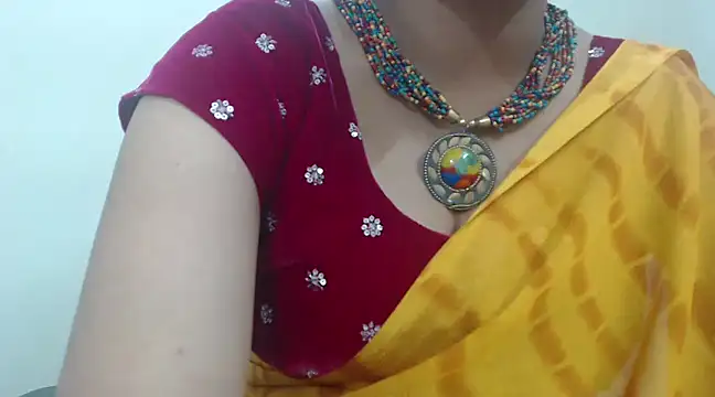 Snapshot of Lovely_Siri_23 chatting on 1, 2, 2025 Lovely Siri 23 online show from 1, 2, 2025