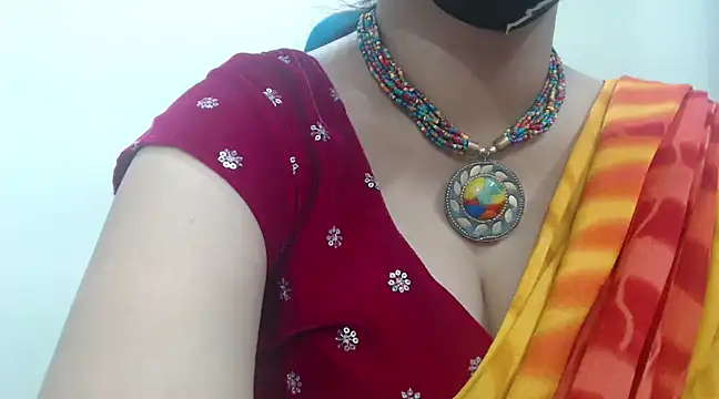 Snapshot of Lovely_Siri_23 chatting on 1, 2, 2025 Lovely Siri 23 online show from 1, 2, 2025