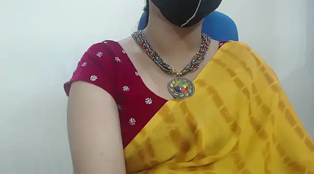 Snapshot of Lovely_Siri_23 chatting on 12, 2, 2025 Lovely Siri 23 online show from 12, 2, 2025