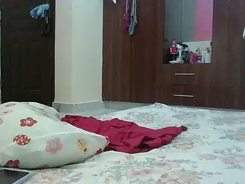 sweet-fancy online show from 27, 10, 2025