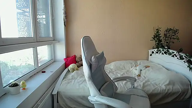 MissLinaDream online show from 15, 9, 2025