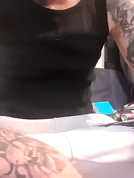 PIercingBoy38 online show from 2, 2, 2025