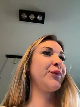 Bella-Tight online show from 28, 12, 2024