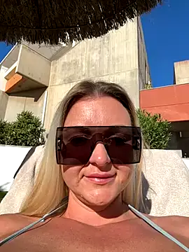 Bella-Tight online show from 22, 12, 2025