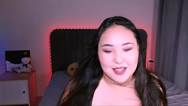 Snapshot of monabooty chatting on 7, 6, 2026 monabooty online show from 7, 6, 2026