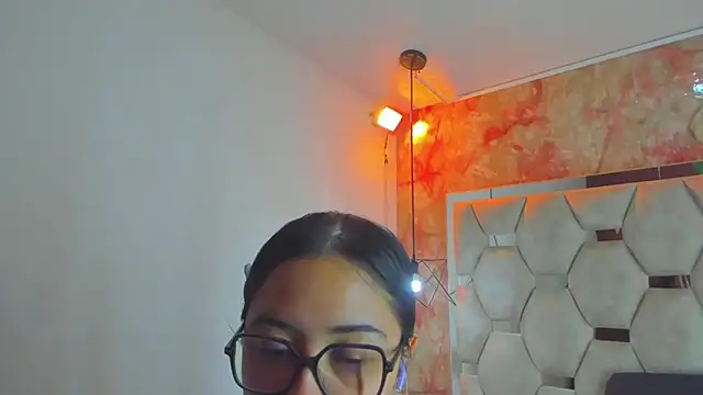 sayumi dirty online show from 25, 9, 2025