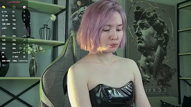 ReiYosimoto online show from 27, 10, 2025