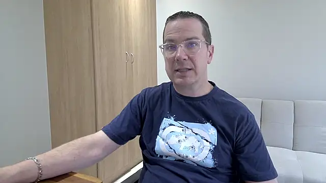 BrettJ81 online show from 14, 2, 2026