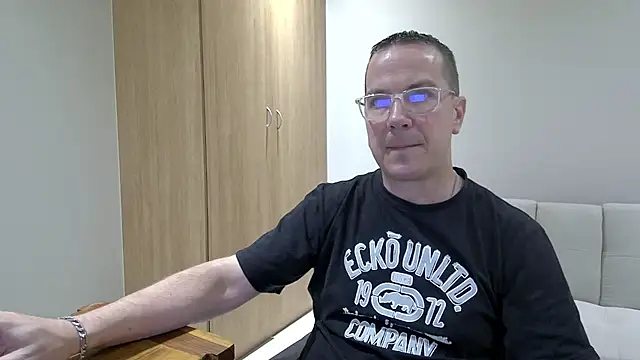 BrettJ81 online show from 21, 2, 2026