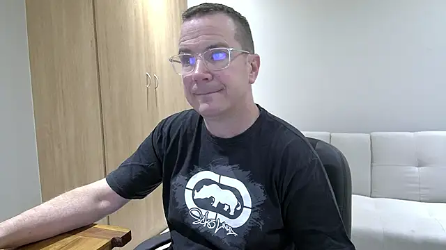 BrettJ81 online show from 17, 3, 2026