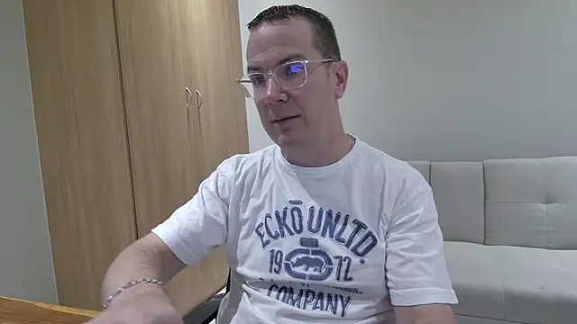 BrettJ81 online show from 26, 3, 2026