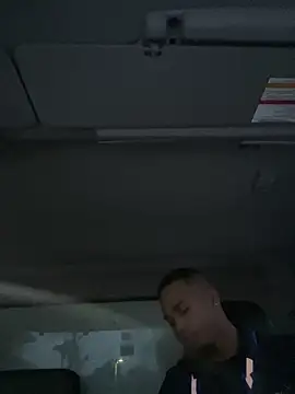 Snapshot of Diosn111 chatting on 14, 12, 2025 Diosn111 online show from 14, 12, 2025