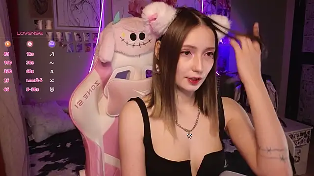 Evie Ro online show from 4, 4, 2026