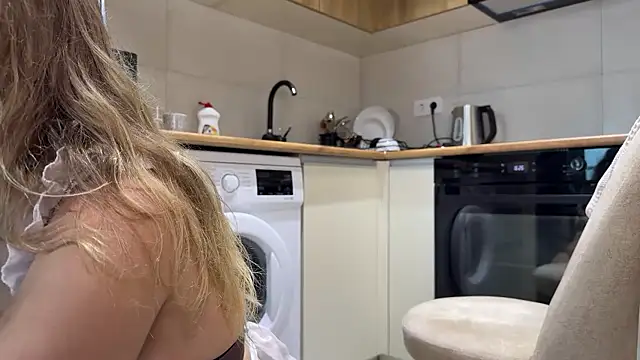 mommy nadin online show from 23, 2, 2026