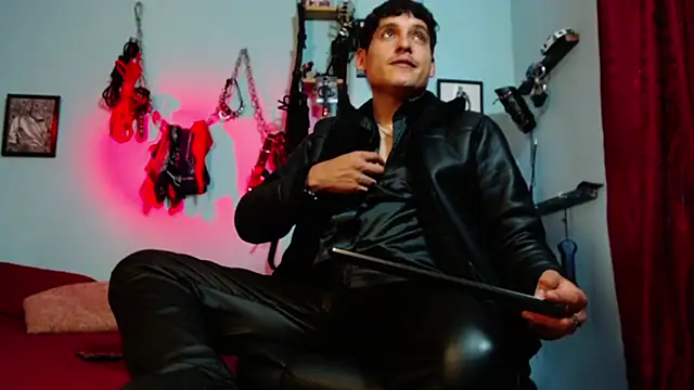 dom2travelersss online show from 16, 4, 2026