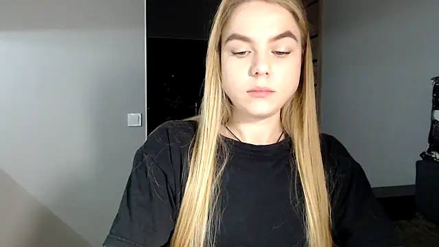 Snapshot of Sunbeam_ chatting on 9, 1, 2025 Sunbeam online show from 9, 1, 2025