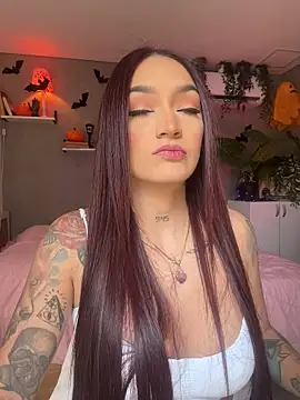 Snapshot of DaniDusan_ chatting on 29, 10, 2025 DaniDusan  online show from 29, 10, 2025