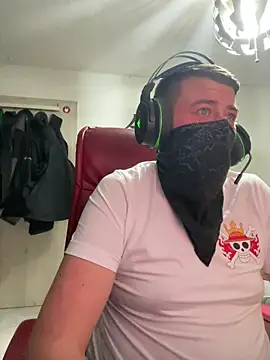 Snapshot of GeilerBull chatting on 10, 12, 2024 GeilerBull online show from 10, 12, 2024