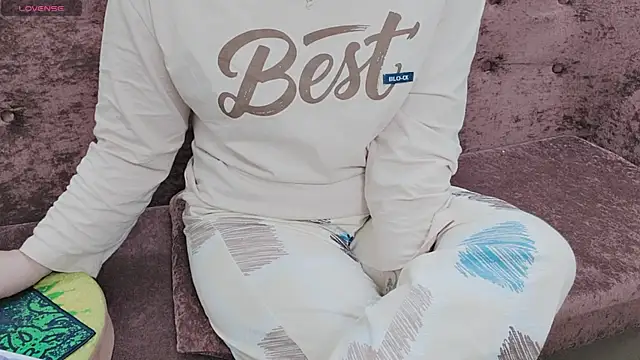 Sophie Secret online show from 28, 11, 2025