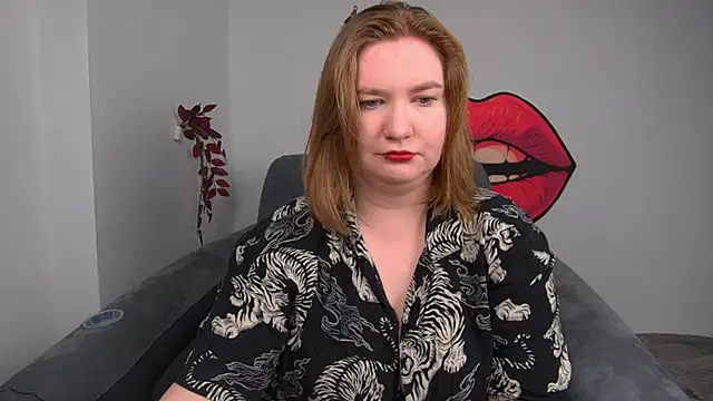 Snapshot of LaraDream chatting on 6, 7, 2026 LaraDream online show from 6, 7, 2026