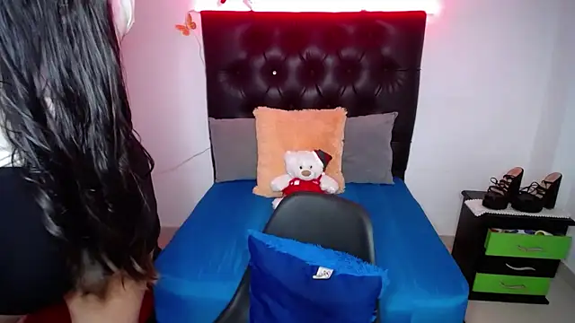 susan smith18 online show from 28, 2, 2025