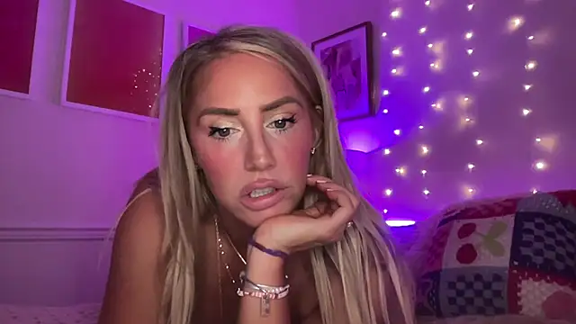 Fitnessbabe69 online show from 27, 5, 2026